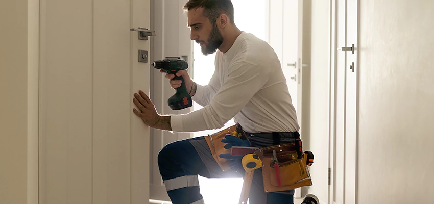 Mailbox Lock Installation Expert in Selma, California
